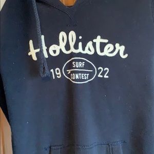 hollister navy hoodie i am reasonable with price!!